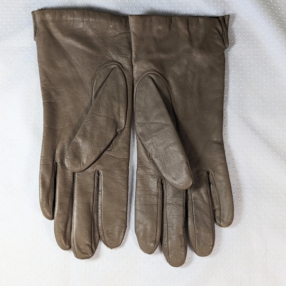 Vintage Fownes Taupe Leather Gloves Size 7.5 Cashmere and Wool Lined - Picture 2 of 4